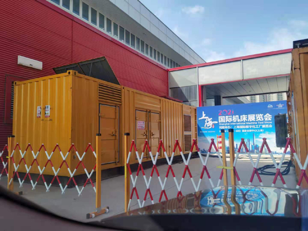 滨海发电车出租-发电机无电压或电压太低怎么办？